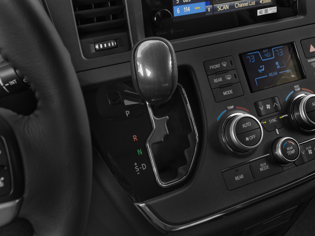 2017 Toyota Sienna SE