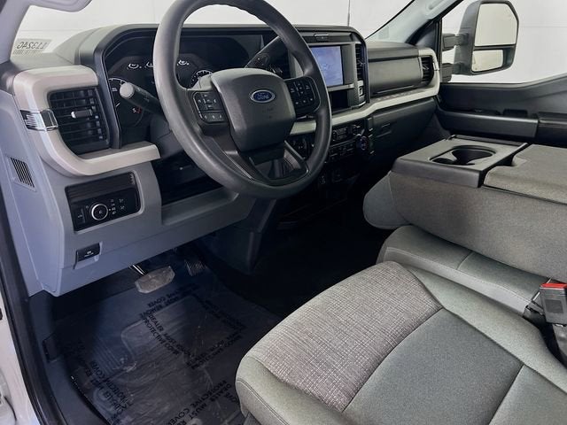 2025 Ford Super Duty F-250 SRW XL