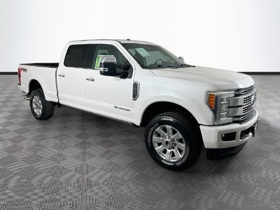 2017 Ford Super Duty F-250 SRW Lariat