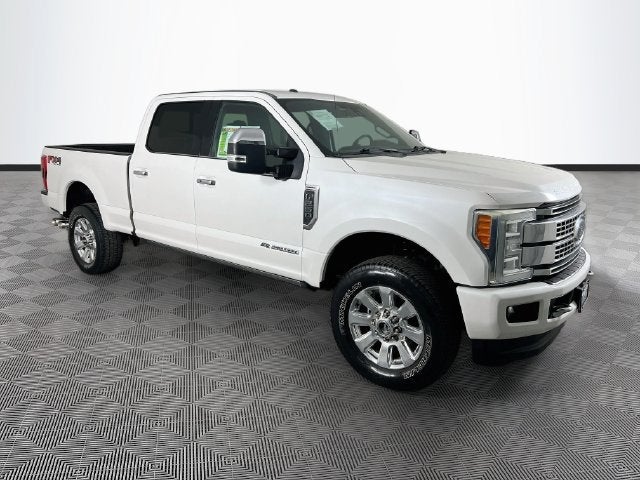 2017 Ford Super Duty F-250 SRW Lariat