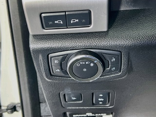 2017 Ford Super Duty F-250 SRW Lariat