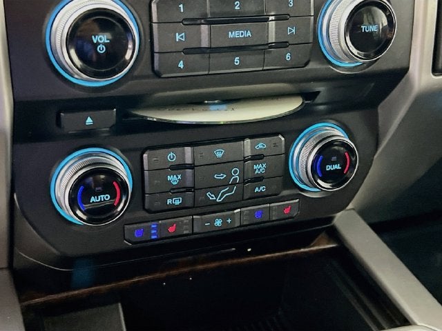 2017 Ford Super Duty F-250 SRW Lariat