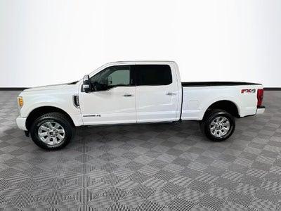 2017 Ford Super Duty F-250 SRW Lariat