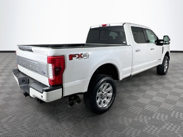 2017 Ford Super Duty F-250 SRW Lariat