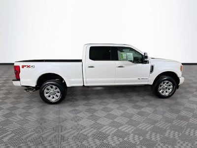 2017 Ford Super Duty F-250 SRW Lariat