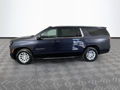 2025 Chevrolet Suburban LT