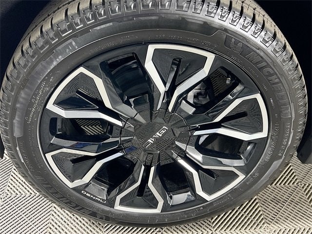 2024 GMC Sierra EV Denali Edition 1