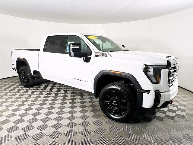 2025 GMC Sierra 2500 HD AT4