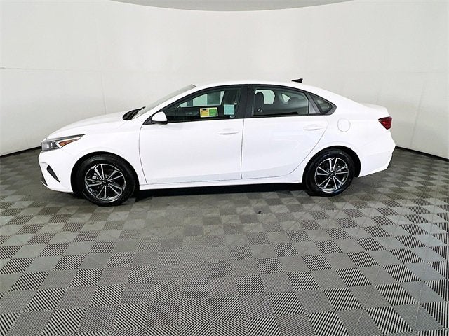 2023 Kia Forte Base