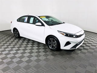 2023 Kia Forte Base