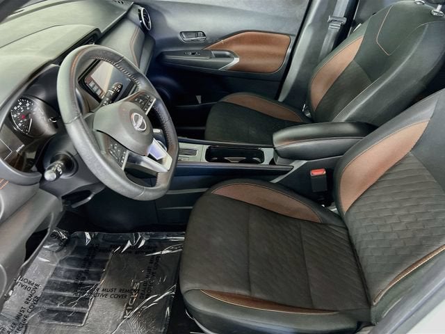 2024 Nissan Kicks SR