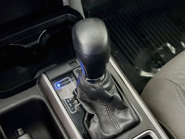 2022 Toyota Tacoma 2WD SR5