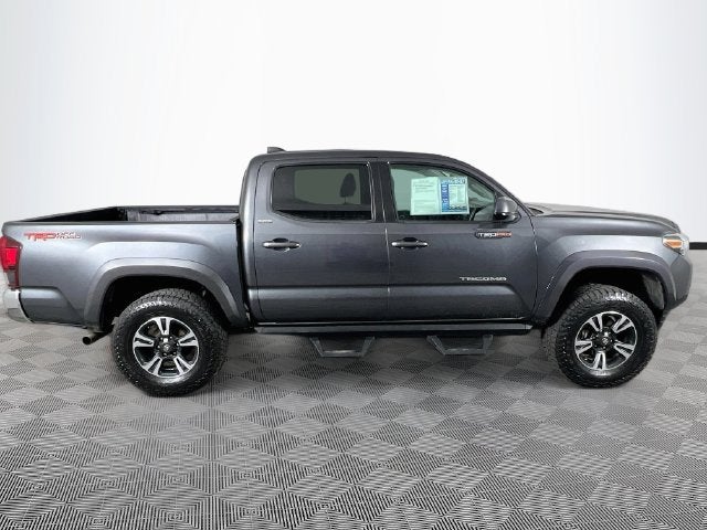2022 Toyota Tacoma 2WD SR5