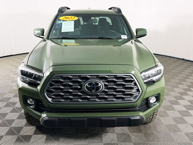 2022 Toyota Tacoma 2WD SR5