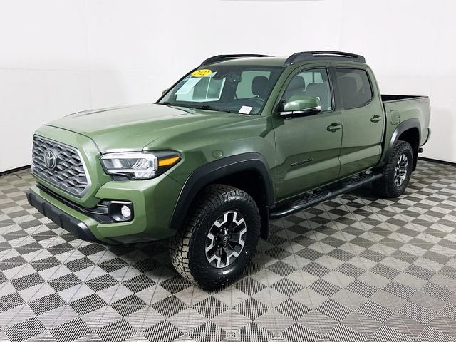 2022 Toyota Tacoma 2WD SR5