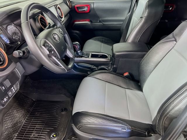 2022 Toyota Tacoma 4WD SR