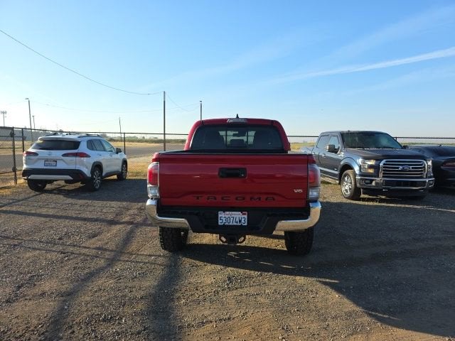 2022 Toyota Tacoma 4WD SR