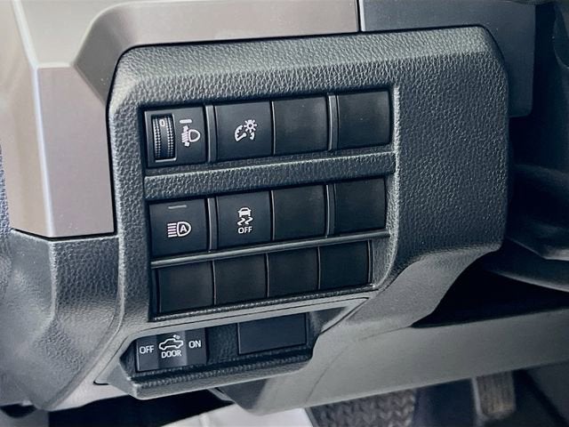 2024 Toyota Tacoma 2WD SR5