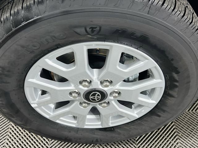2024 Toyota Tacoma 2WD SR5