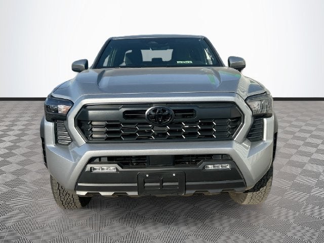 2026 Toyota Tacoma 4WD SR5