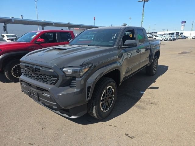 2026 Toyota Tacoma 4WD SR5