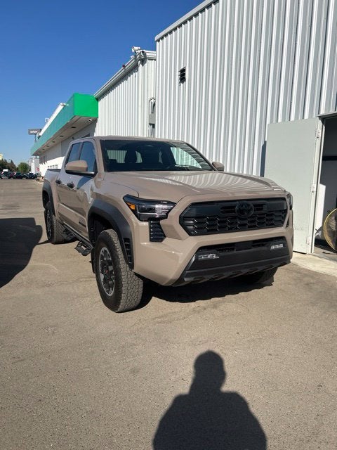 2026 Toyota Tacoma 4WD SR5