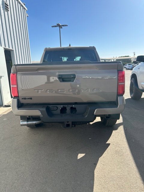 2026 Toyota Tacoma 4WD SR5