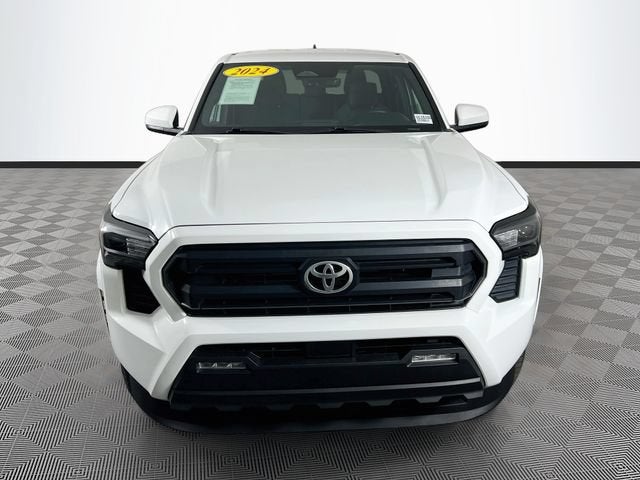 2024 Toyota Tacoma 4WD SR5