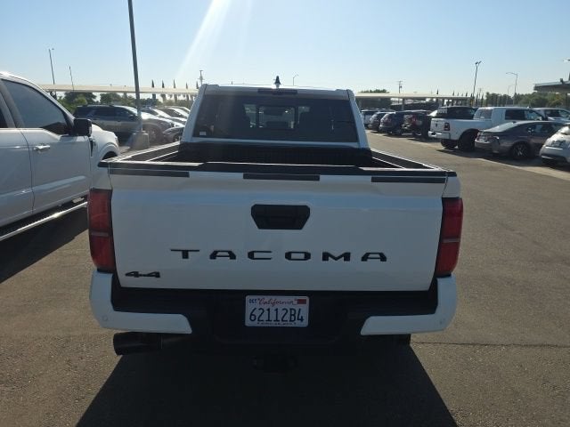 2024 Toyota Tacoma 4WD SR5