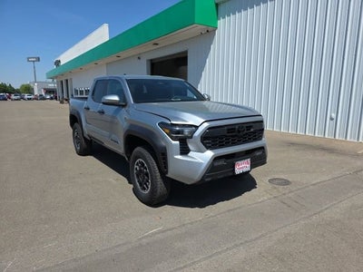 2026 Toyota Tacoma 4WD SR5