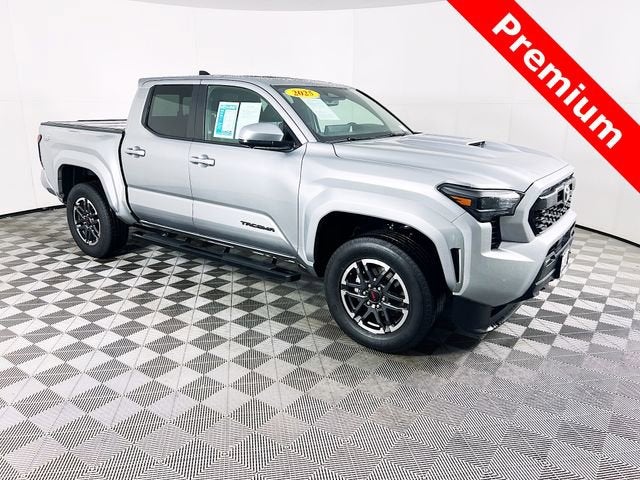 2025 Toyota Tacoma 4WD SR