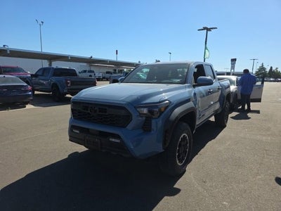 2026 Toyota Tacoma 4WD SR5