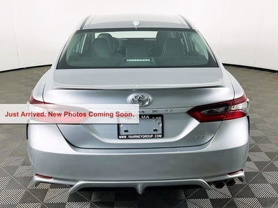 2024 Toyota Camry SE