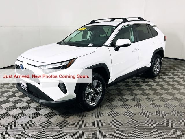 2022 Toyota RAV4 Hybrid XLE