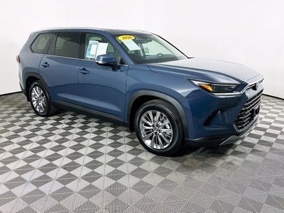 2026 Toyota Grand Highlander LE