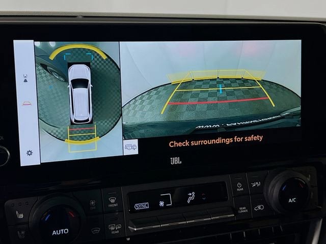 2026 Toyota Grand Highlander LE