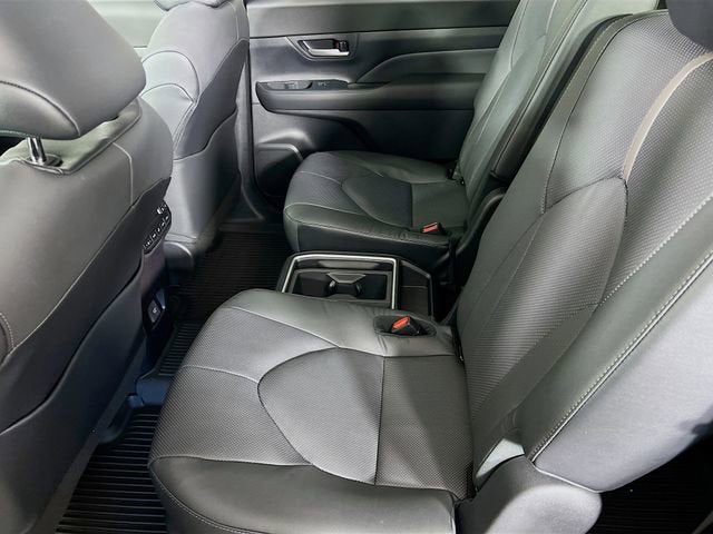 2026 Toyota Grand Highlander LE