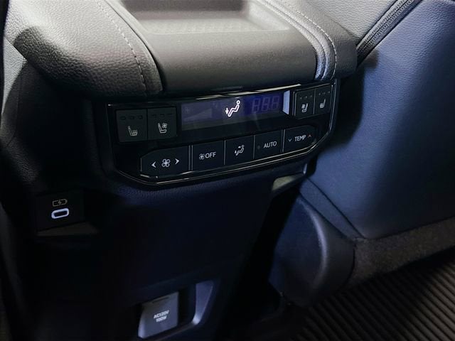 2026 Toyota Grand Highlander LE