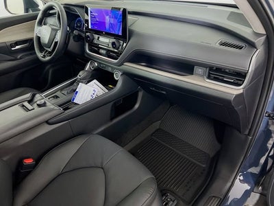 2026 Toyota Grand Highlander LE