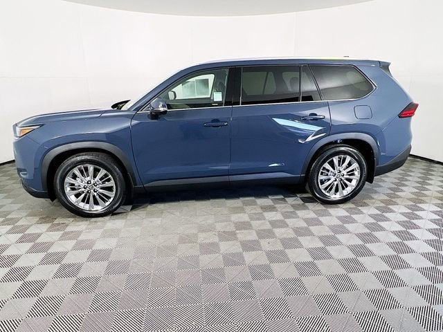 2026 Toyota Grand Highlander LE