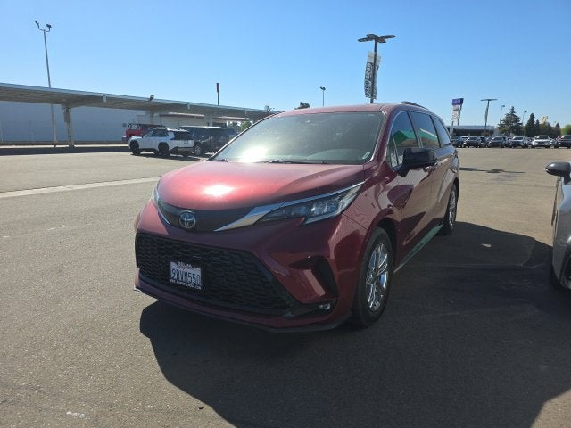 2022 Toyota Sienna XSE