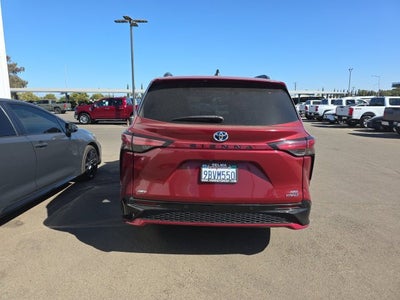 2022 Toyota Sienna XSE