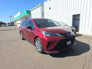 2022 Toyota Sienna XSE