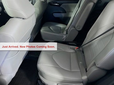 2026 Toyota Highlander Hybrid XLE