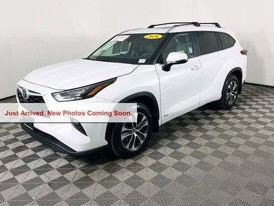 2026 Toyota Highlander Hybrid XLE