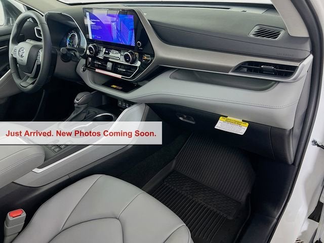 2026 Toyota Highlander Hybrid XLE