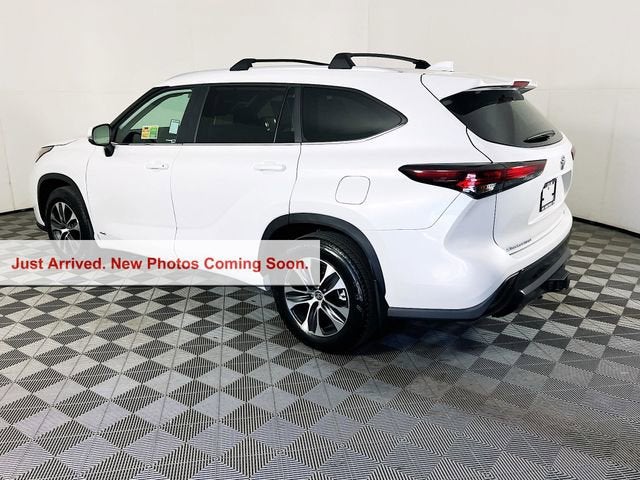 2026 Toyota Highlander Hybrid XLE