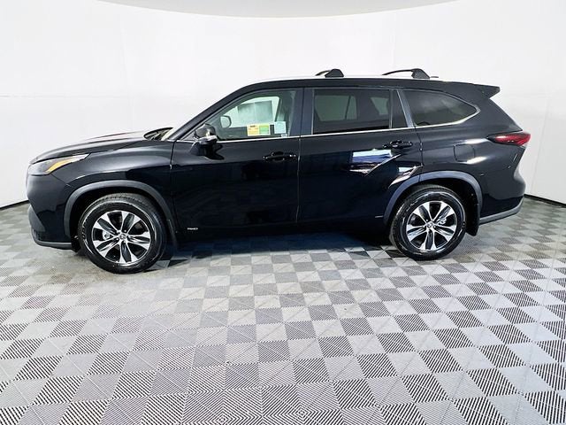 2026 Toyota Highlander Hybrid XLE