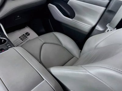 2024 Toyota Highlander Hybrid XLE