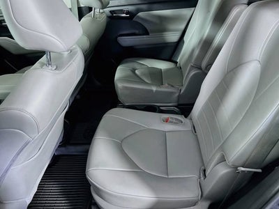 2024 Toyota Highlander Hybrid XLE